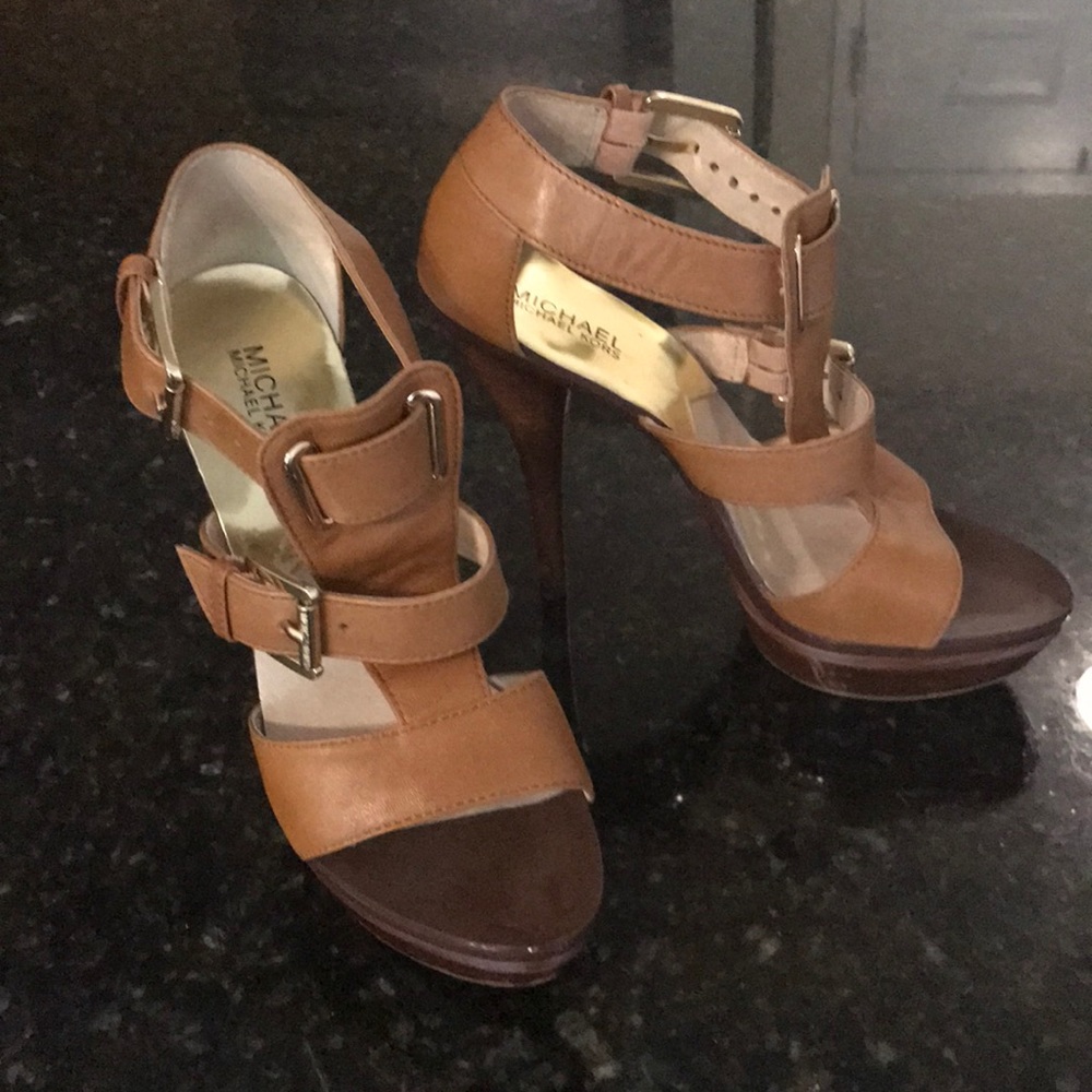 Michael Kors Platform 8.5